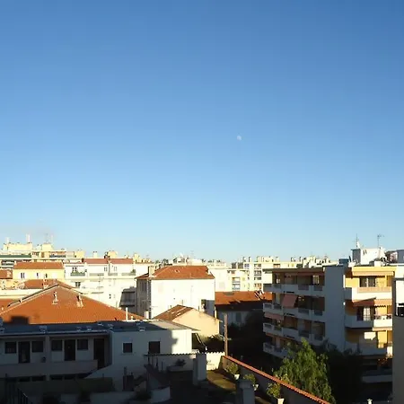 à Juan Apartment Golfe-Juan